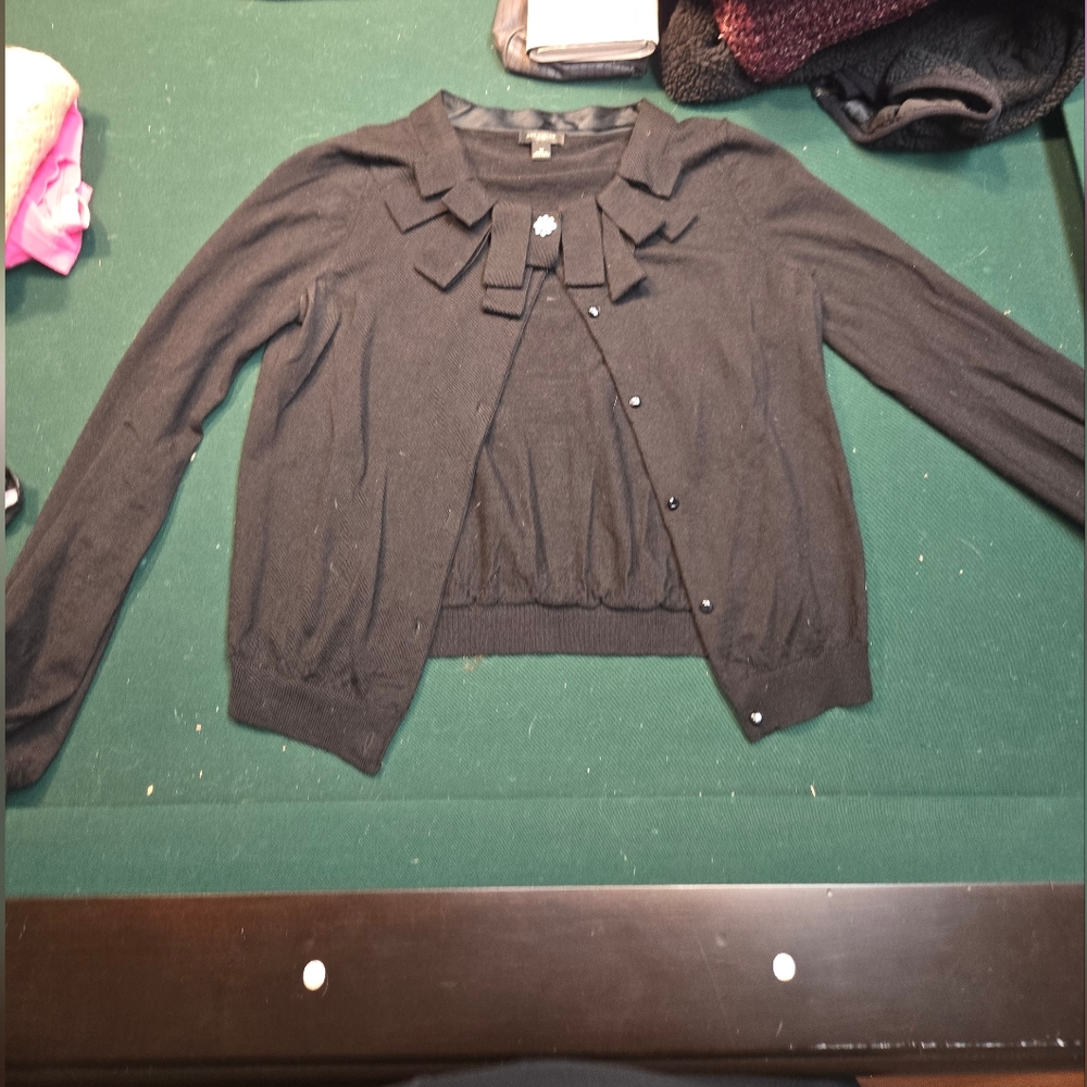Ann Taylor cardigan one button
